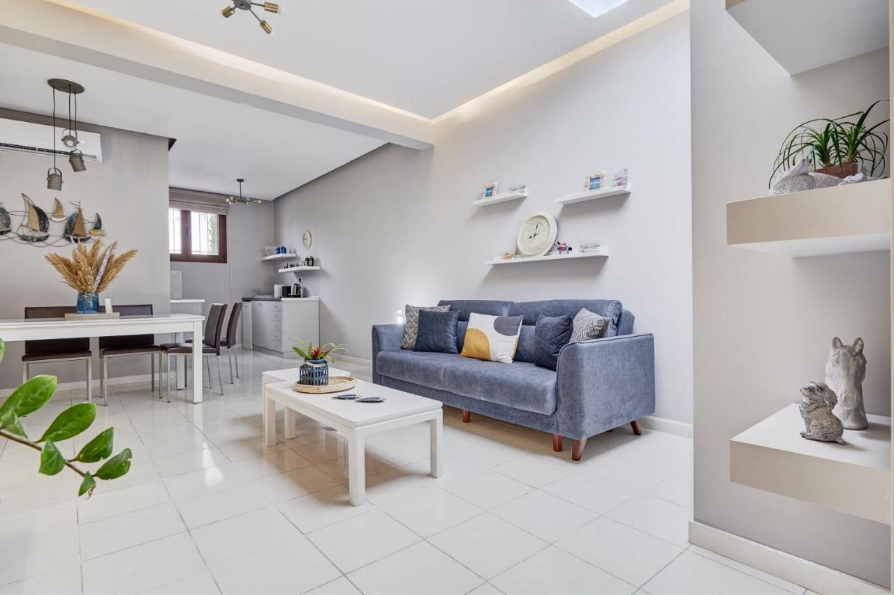 Old Town Luxury Velvet Apartment Rhodes City Buitenkant foto