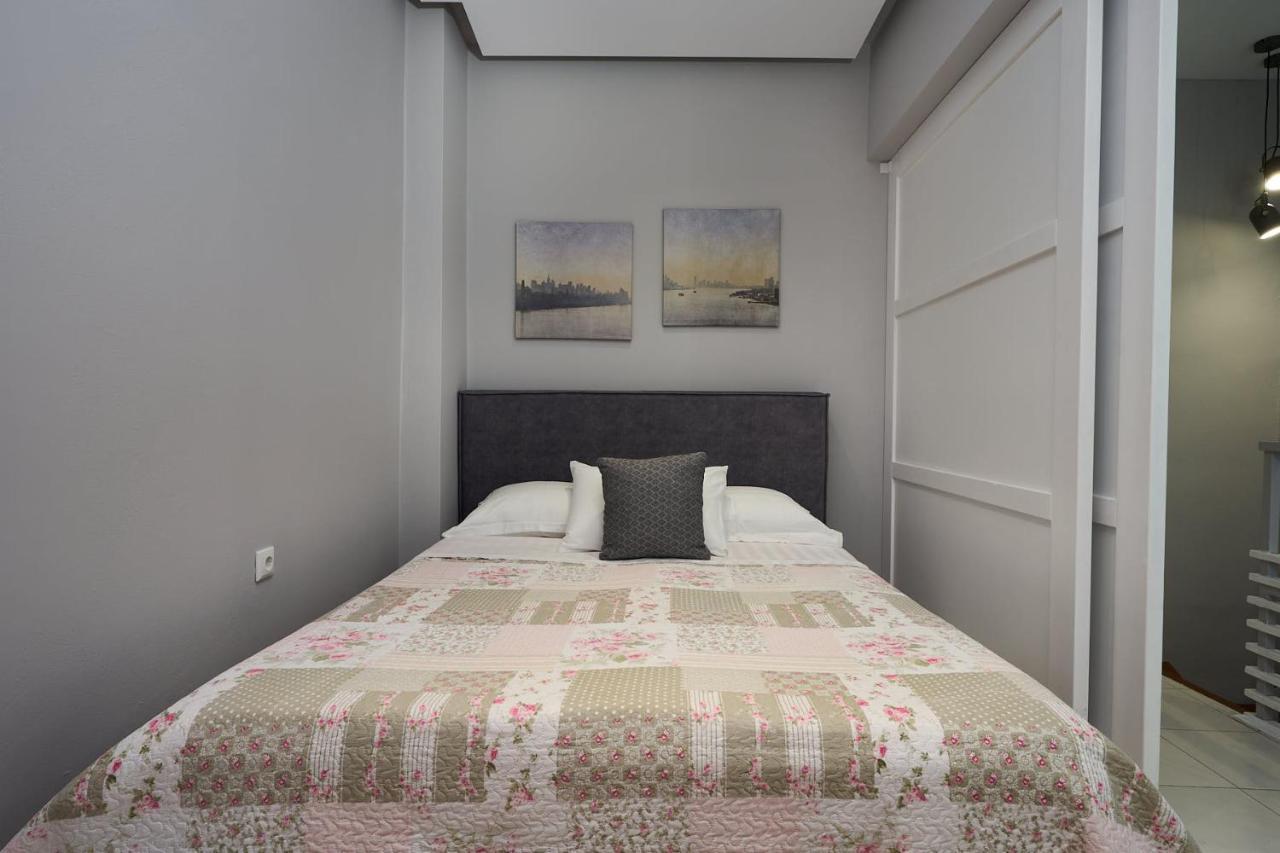 Old Town Luxury Velvet Apartment Rhodes City Buitenkant foto