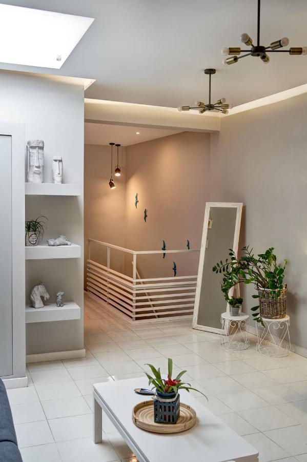 Old Town Luxury Velvet Apartment Rhodes City Buitenkant foto